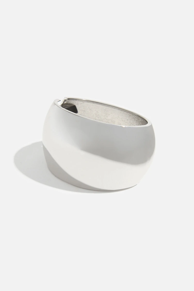 Bracelet surdimensionné massif à charnière