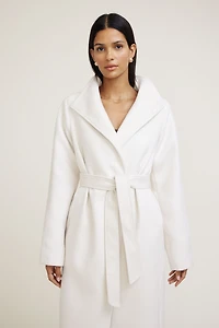 Manteau croisé en laine à ceinture