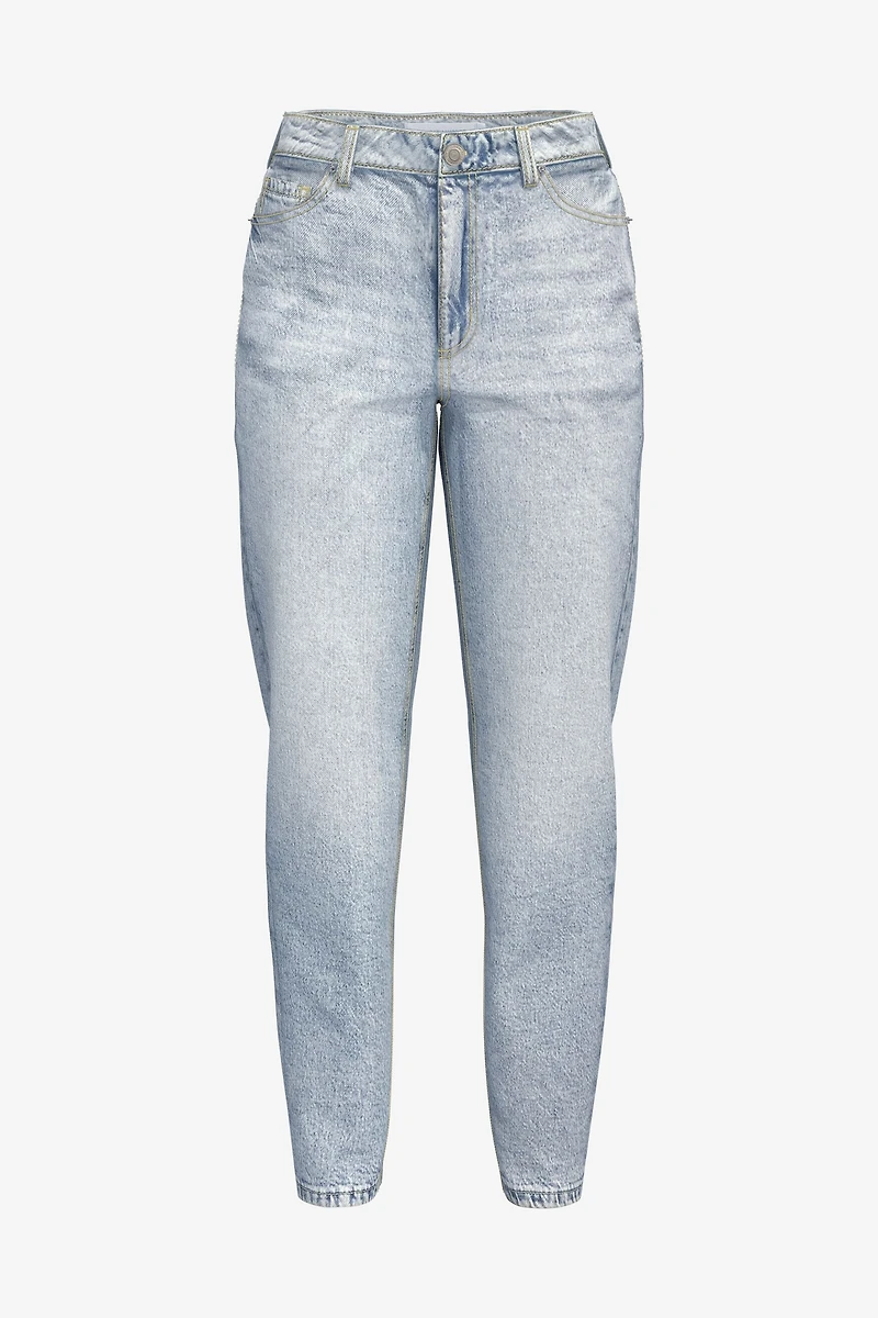 Jean « mom » Claudia à taille ultra-haute