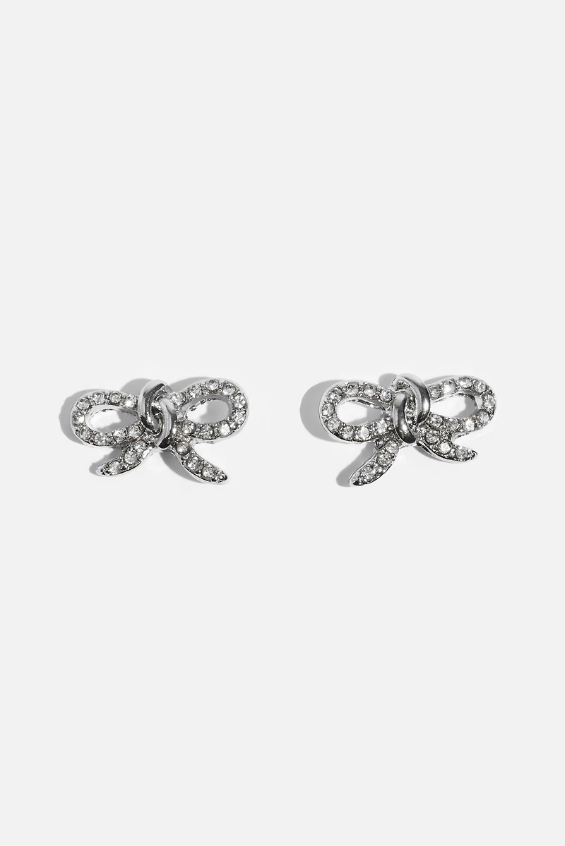 Boucles d’oreilles en pierres en forme de boucle