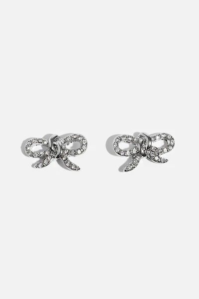 Boucles d’oreilles en pierres en forme de boucle
