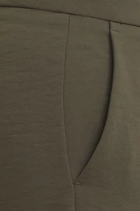 Pantalon fluide à jambe droite Yasmin