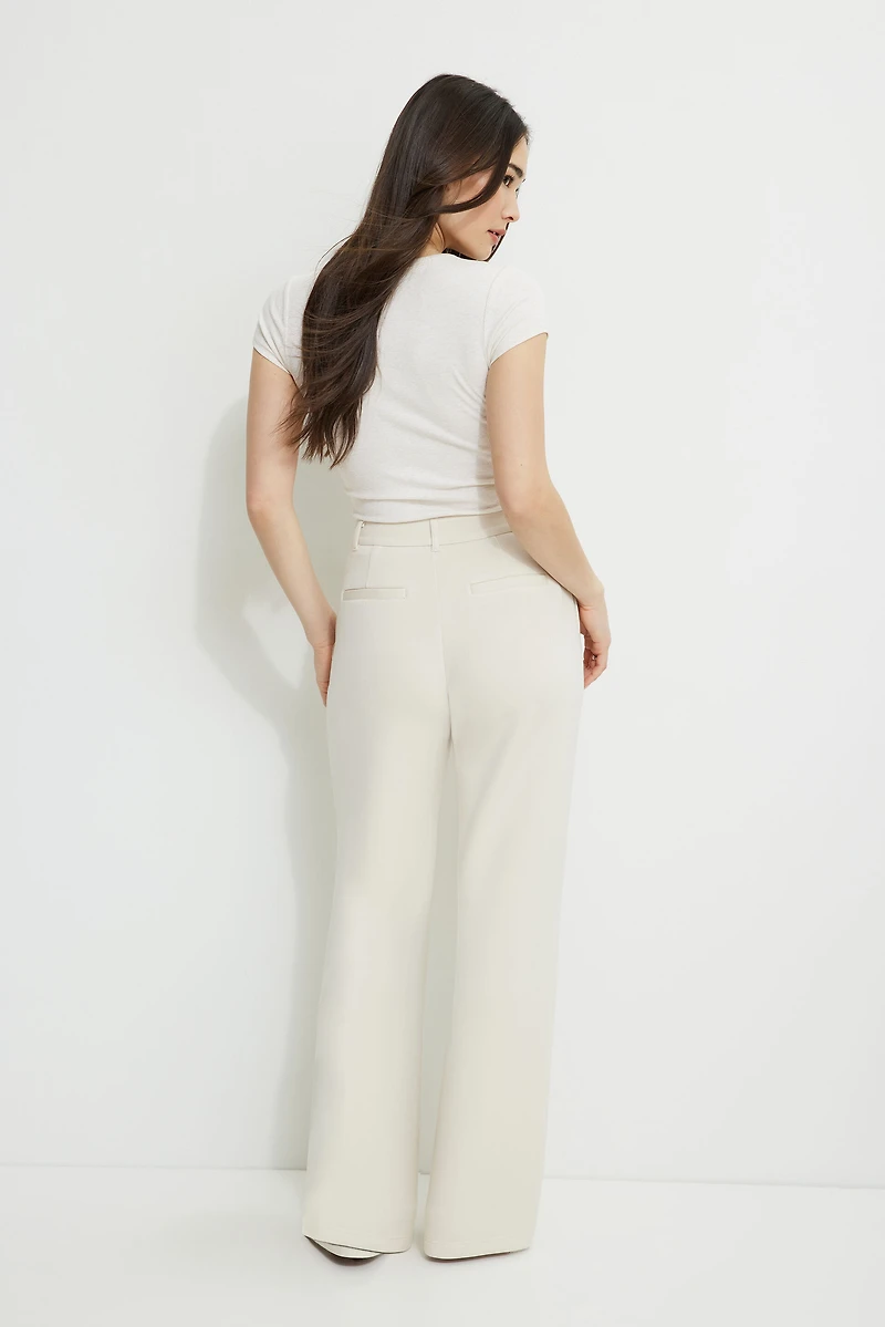 Pantalon Anywear à jambe droite en scuba