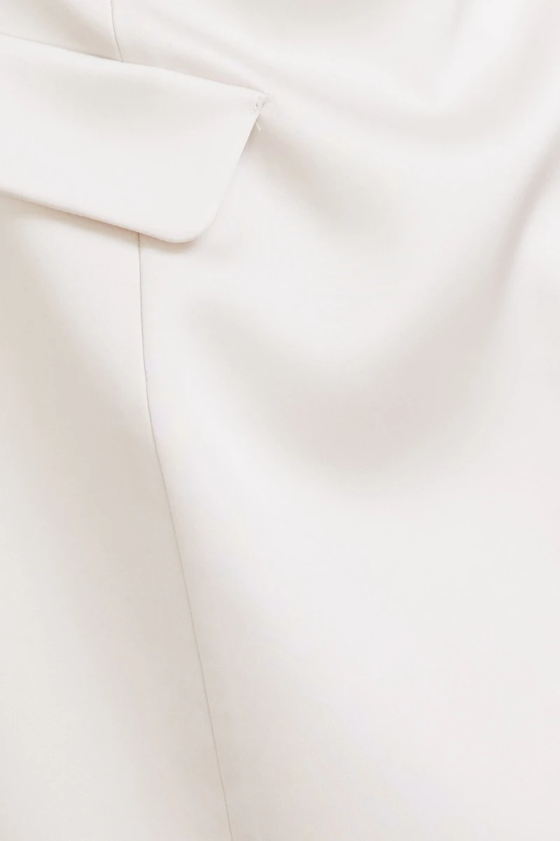 Minirobe une pièce style veston Chrishelle