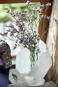 Buy Medium Quartz Crystal Point Base Online at Earthbound Trading
