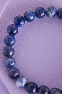 Discover the Shiny Sodalite Bracelet for Clarity and Intuition