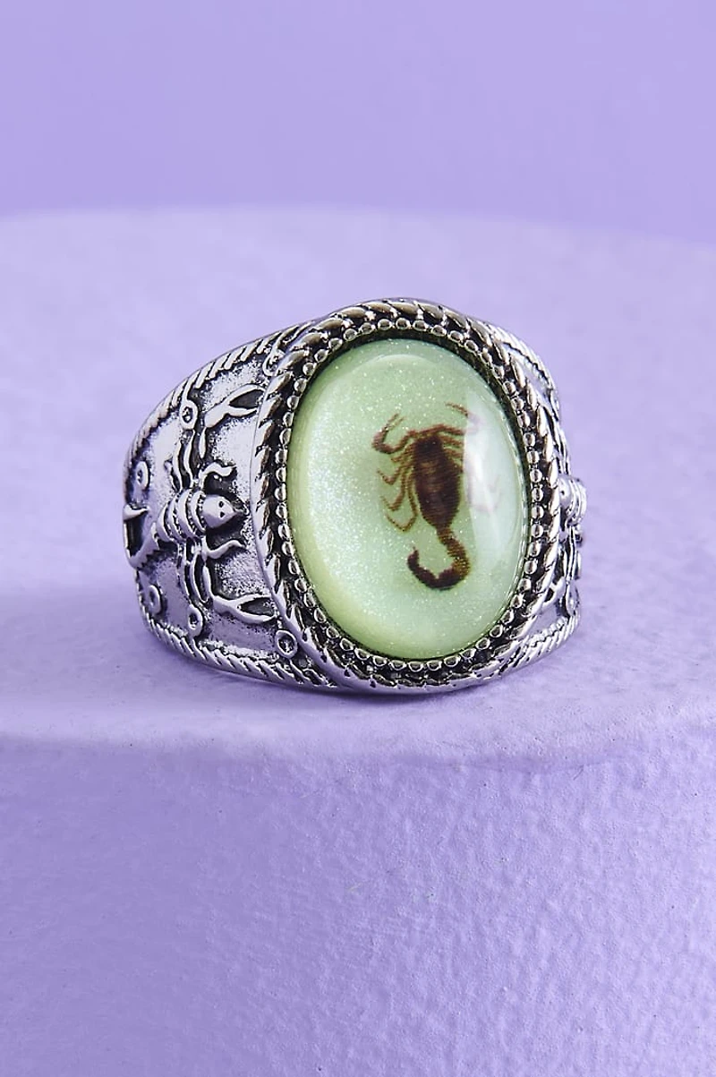Resin Scorpion Chunky Silver Ring
