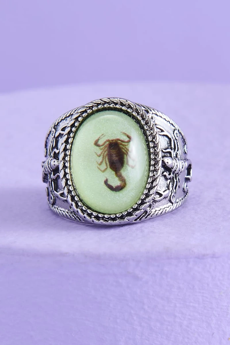 Resin Scorpion Chunky Silver Ring