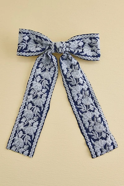 White Vintage Flower Pattern Bow