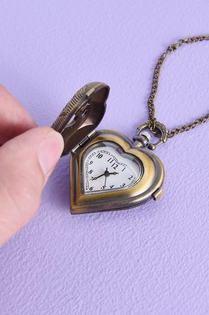 Metal Heart Clock Necklace