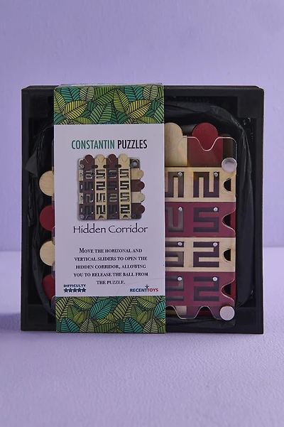Constantin Puzzles Hidden Corridor