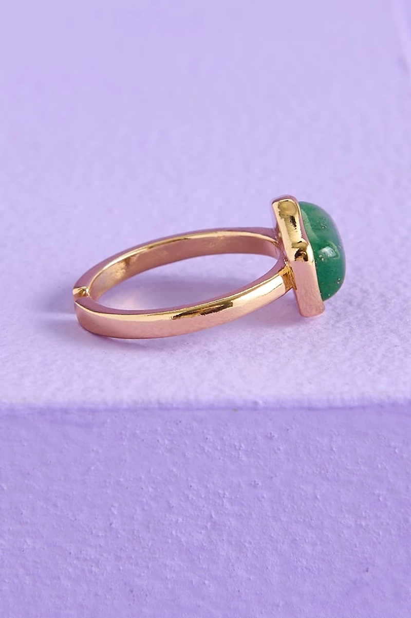 Green Aventurine Natural Shaped Stone Gold Ring