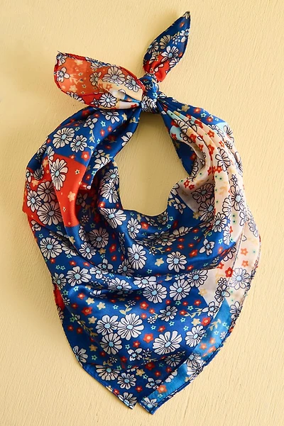 Blue Daisy Small Boho Satin Bandana