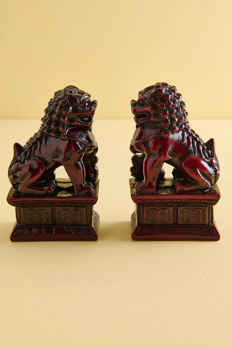 Red Resin Lion Figurine Set