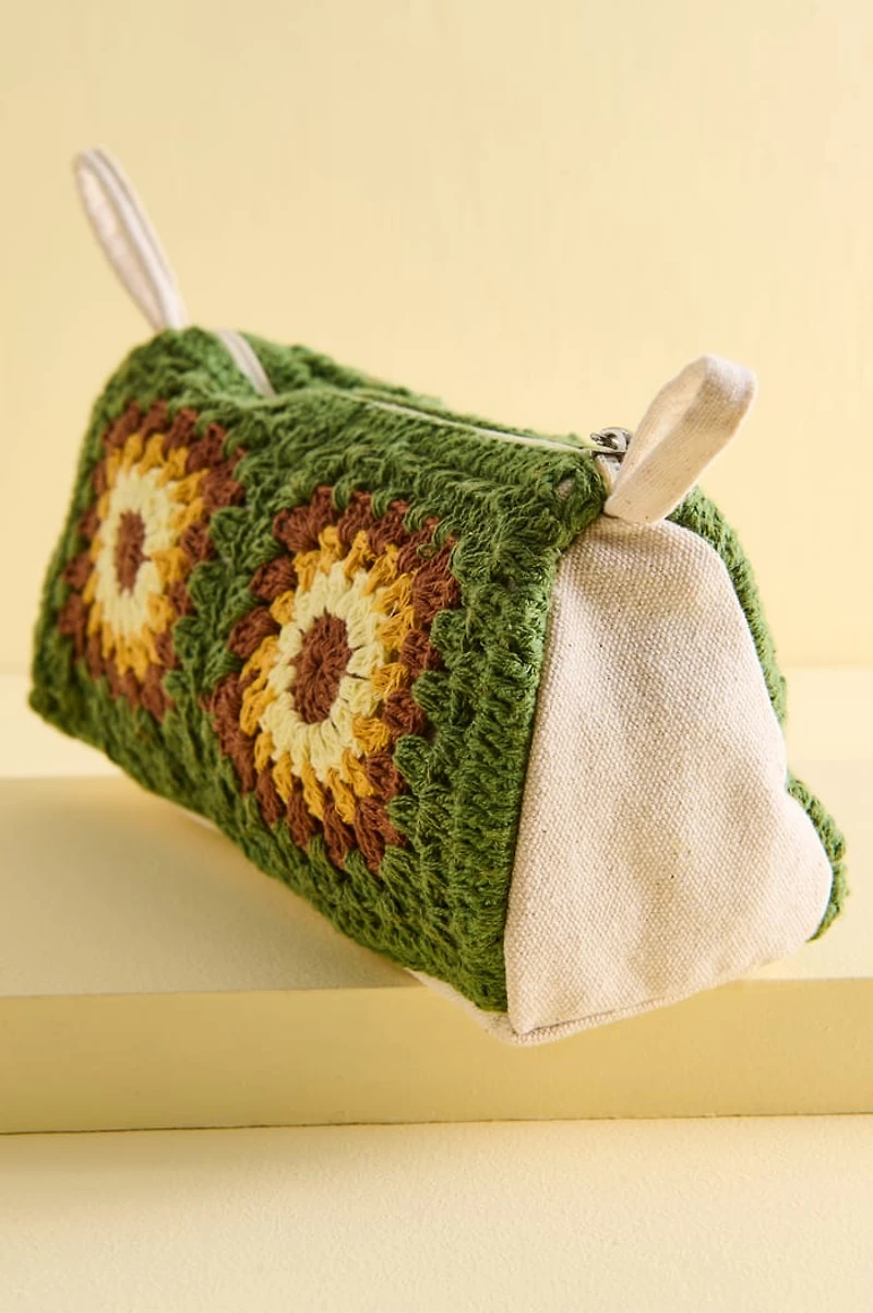 Green Daisy Crochet Travel Zip Pouch
