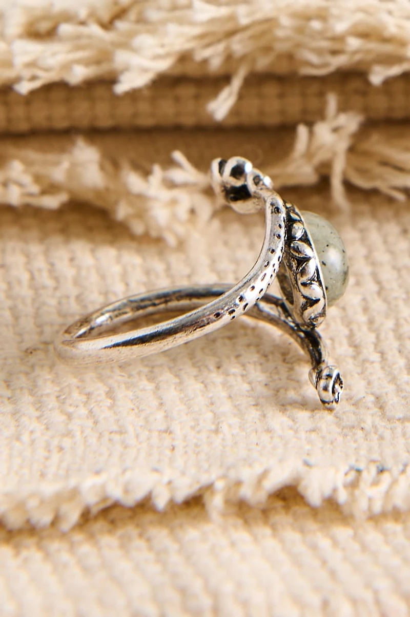 Labradorite Silver Flower Twig Ring
