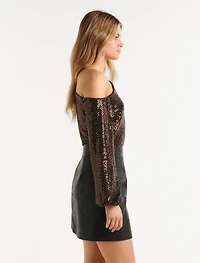 Maddy Metallic Tipped Shoulder Top