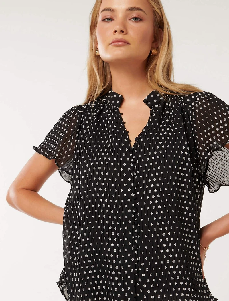Yvonne Flutter-Sleeve Blouse
