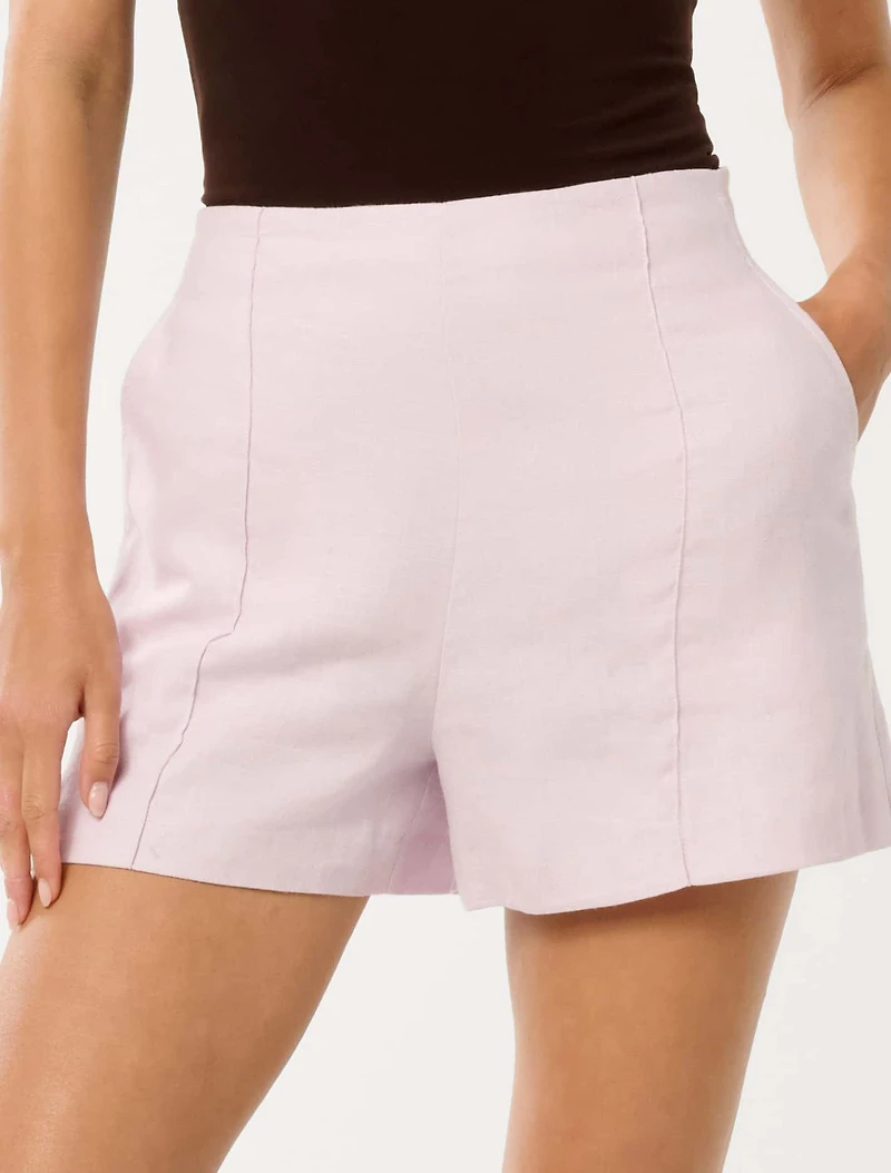 Laura Tailored Linen Short