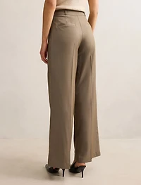 Rhiannon Straight Leg Pants