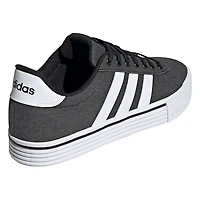 Men's Daily 4.0 Sneaker