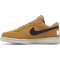 Men's Big Nike Sneaker