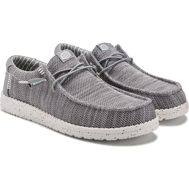 Men's Wally Stretch Sox Medium/Wide Casual Shoe