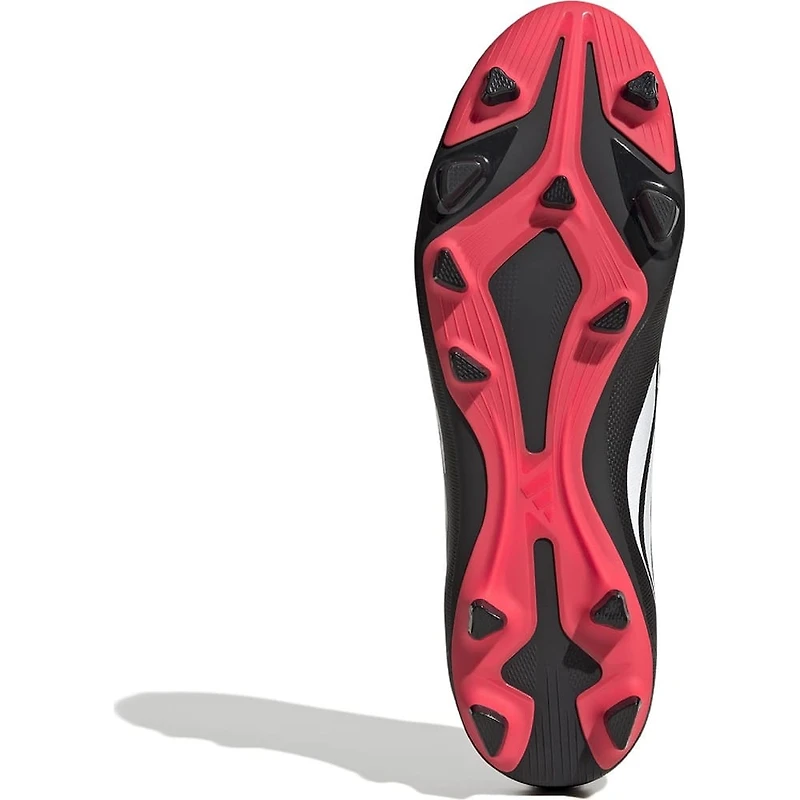 Men's Predator Club Soccer Cleat