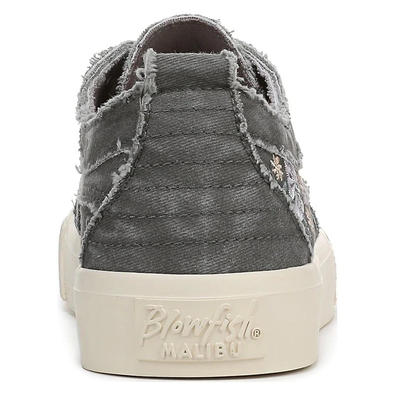 Women's Very Sadie Sneaker