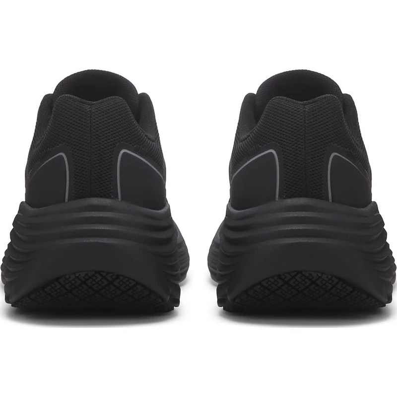 Women's Slip Resistant Max Cushioning Shoe