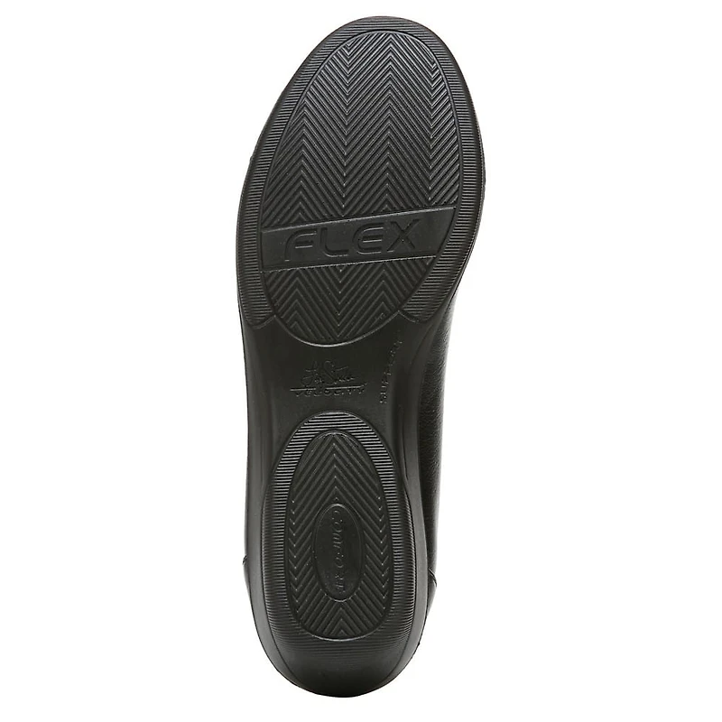 Women's Impact Medium/Wide Flat