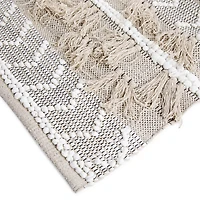 Tassel Tufted Rug 21in x 34in