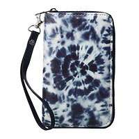 Wristlet With Zipper