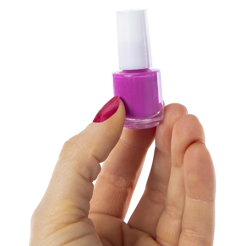Nail Kit With Polish & Accessories 10-Piece