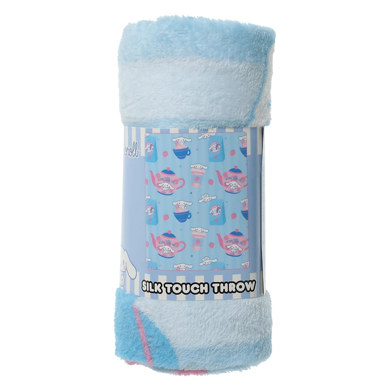 Sanrio® Printed Plush Throw Blanket 40in x 50in