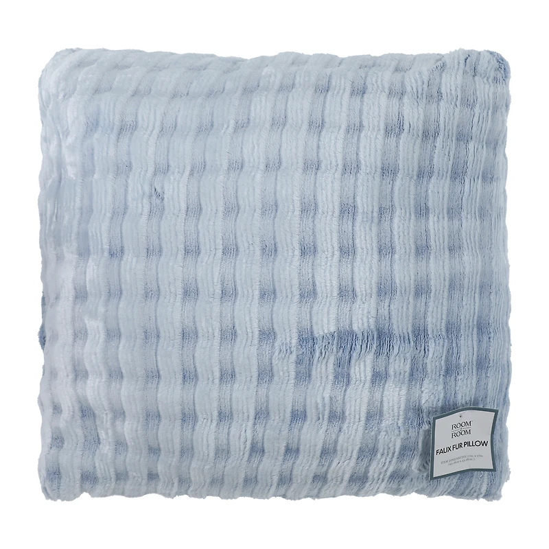 Faux Fur Pillow 17inx17in