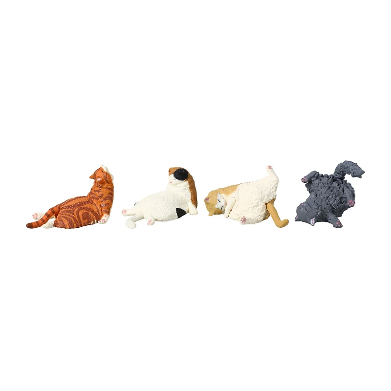 Yell Sleeping Cat Figure (Styles May Vary)