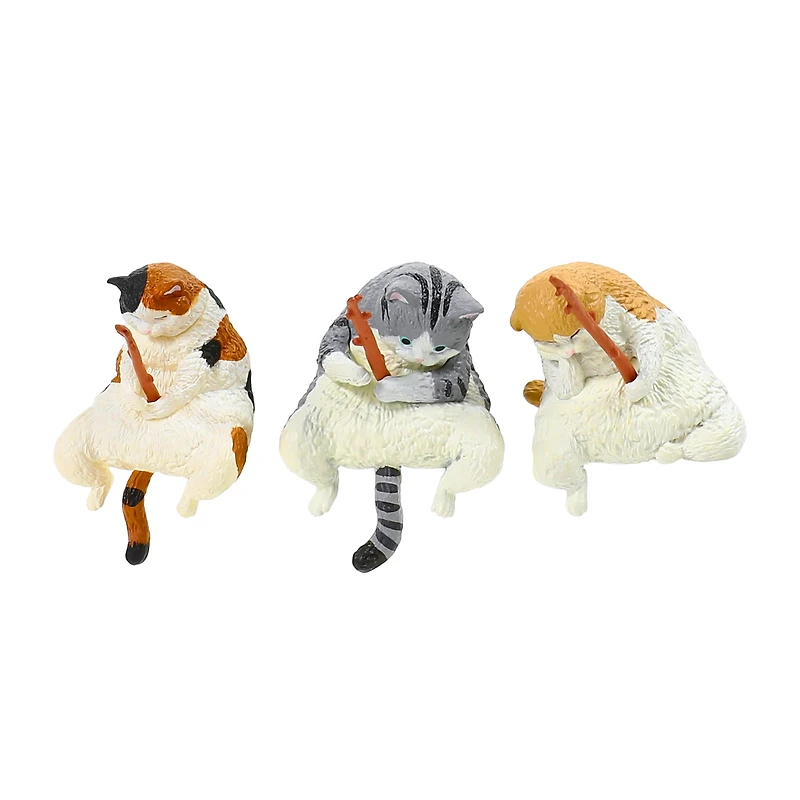 Kitan Club Fishing Cat Figure (Styles May Vary)