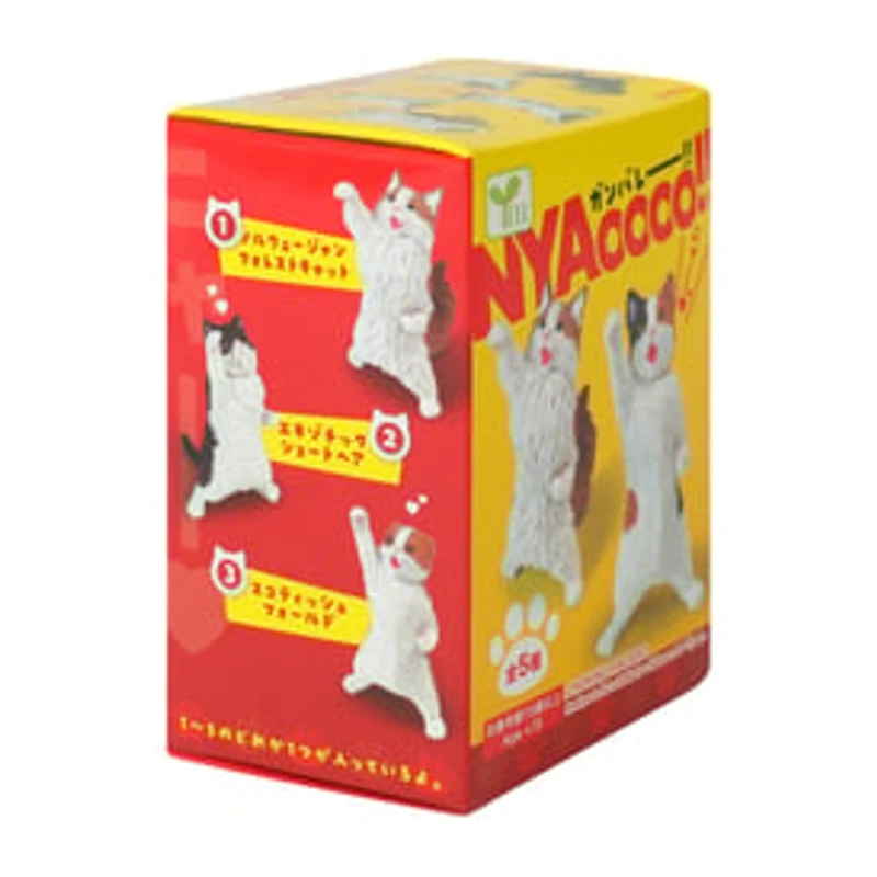 Yell Cat Figurines (Styles May Vary