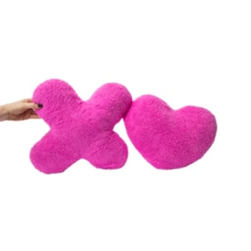 XO Heart Pillow