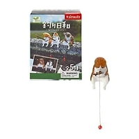 Spirits Fishing Cat Figure (Styles May Vary)