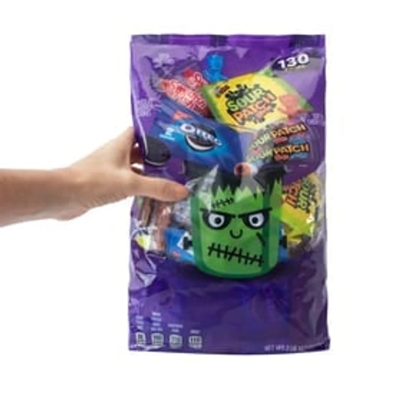 Halloween Assorted Candies 130-Pieces