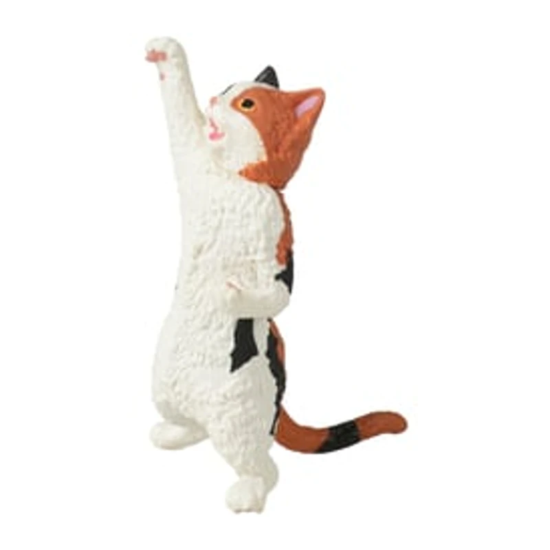 Yell Cat Figurines (Styles May Vary