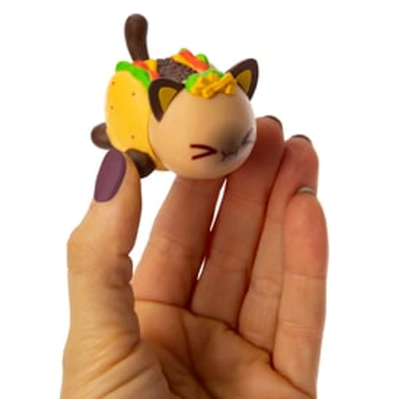 Aphmau Mystery Meemeows Surprise Figure Blind Box (Styles May Vary)