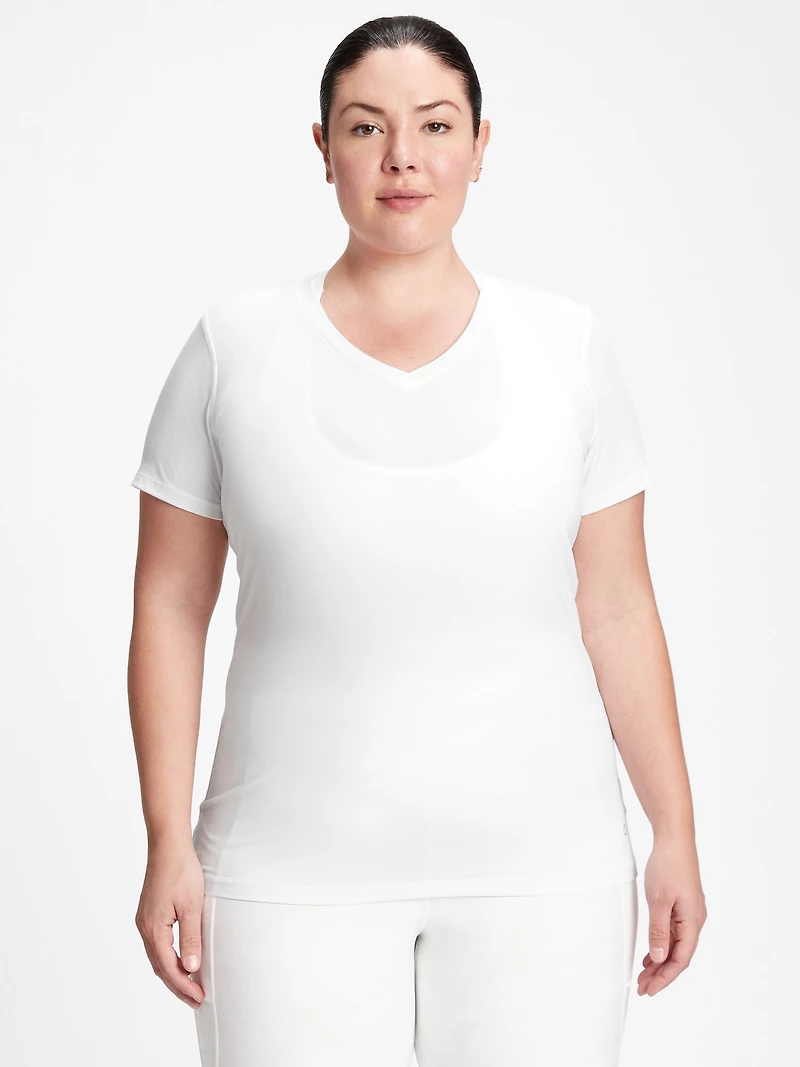 GapFit Breathe V-Neck T-Shirt