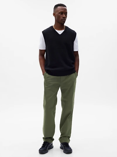 Modern Khakis in Relaxed Fit