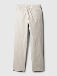 Modern Khakis in Relaxed Fit