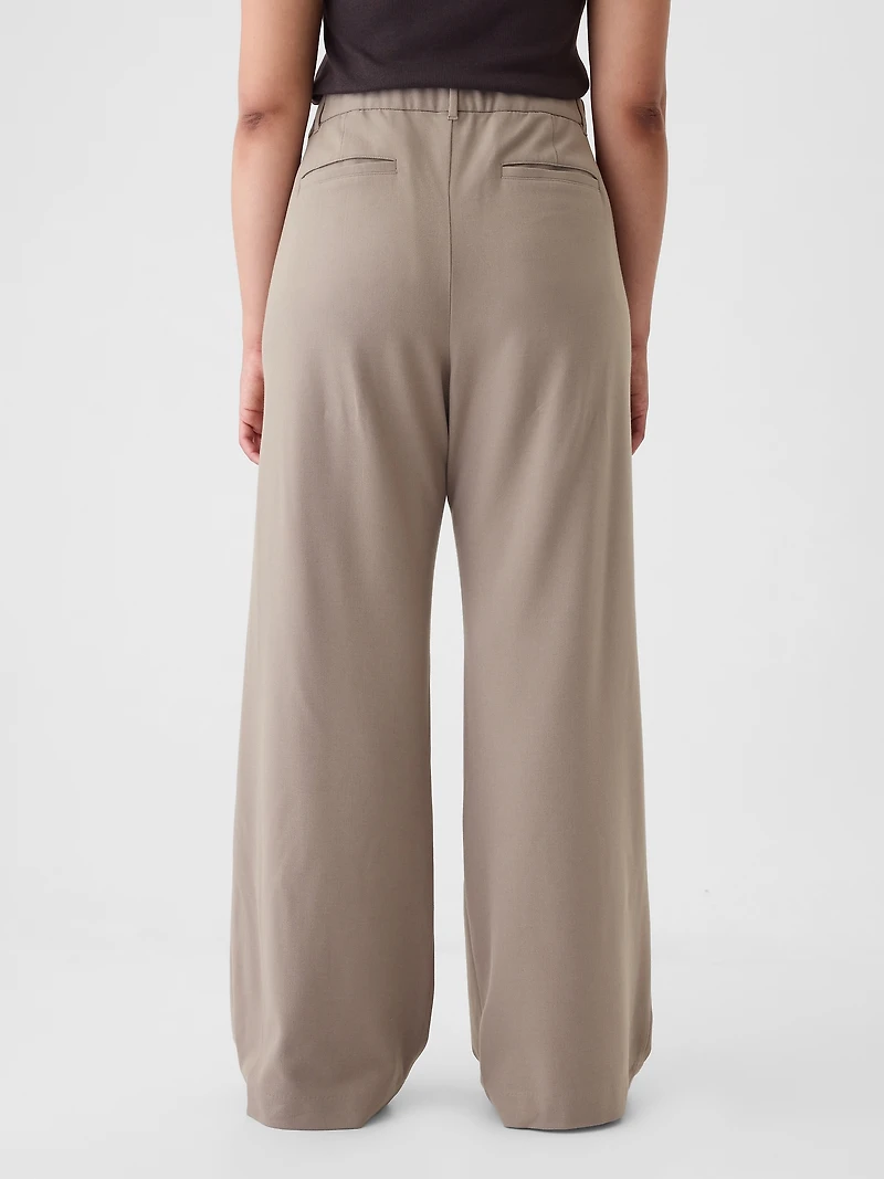 365 High Rise Brushed Twill Pleated Trousers