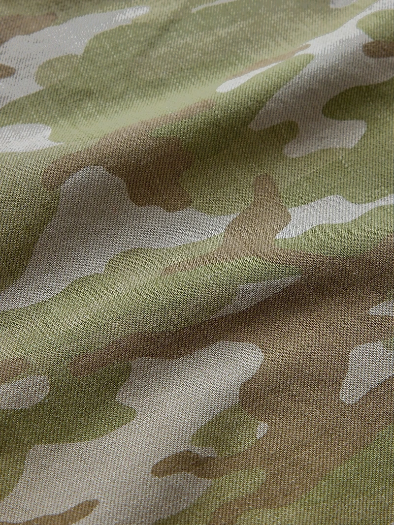 Mid Rise Camo Baggy Jeans