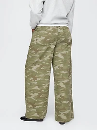 Mid Rise Camo Baggy Jeans